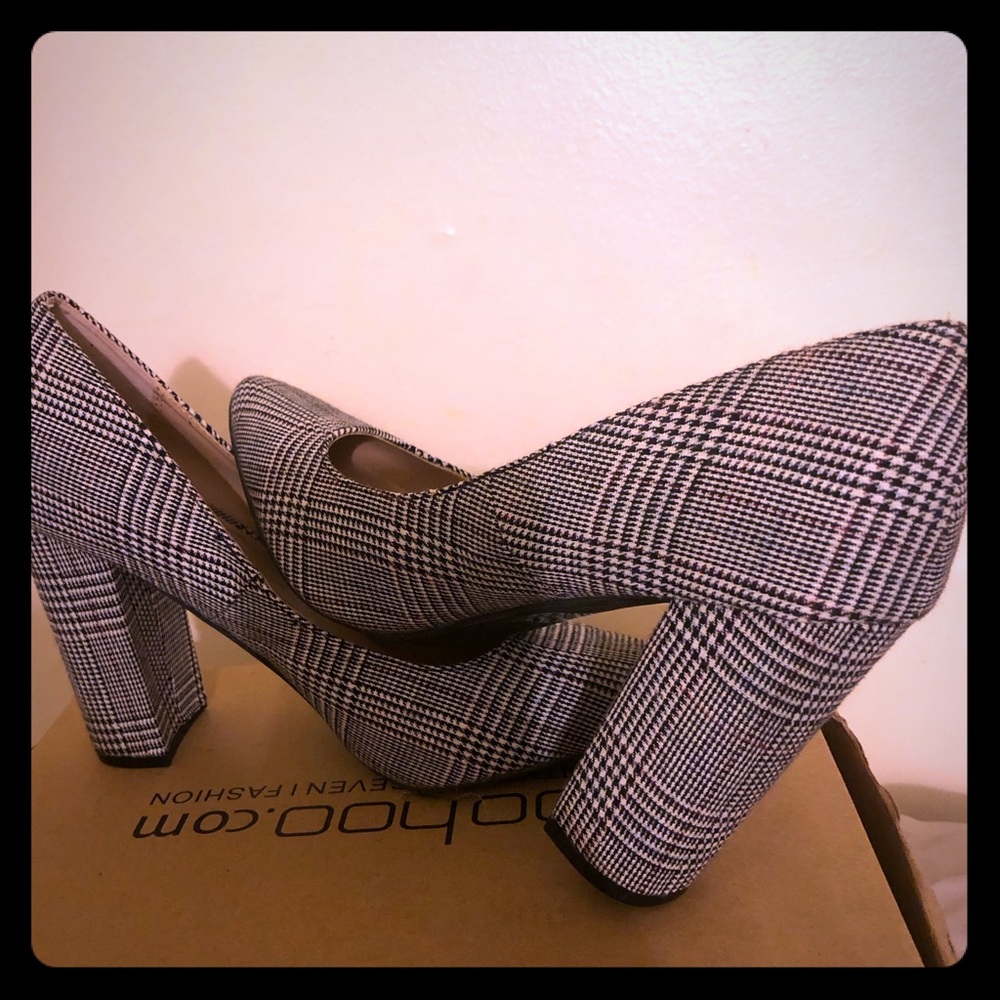 Trendy heels
